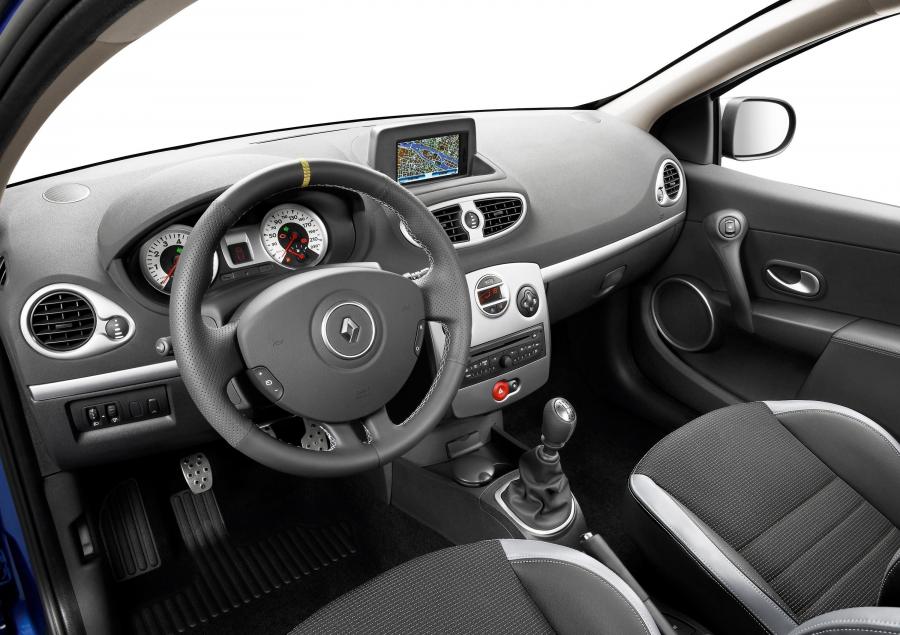  Renault Clio GT 2009 года  (фото 9 из 12)
